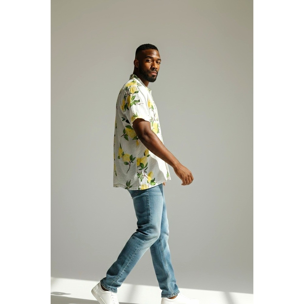 PacSun Men’s White Tropical Floral Lemon Print Woven Spread Collar Shirt L